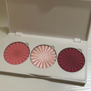 OFRA Blossom Blush Midi Pallete